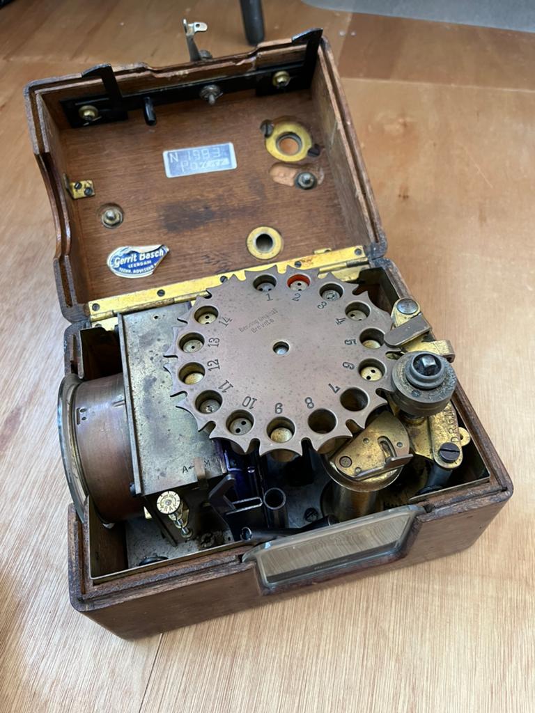 Antieke duivenklok constateur, Ophalen of Verzenden
