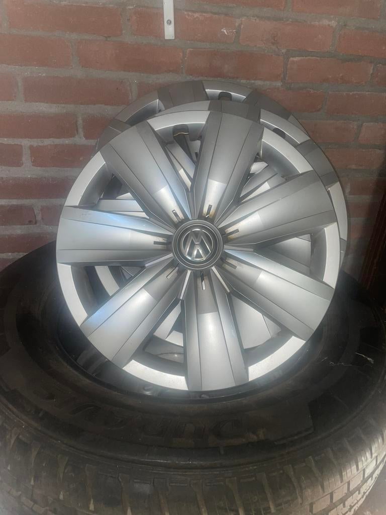 Vw wieldoppen 16 inch, Ophalen of Verzenden, Zo goed als nieuw