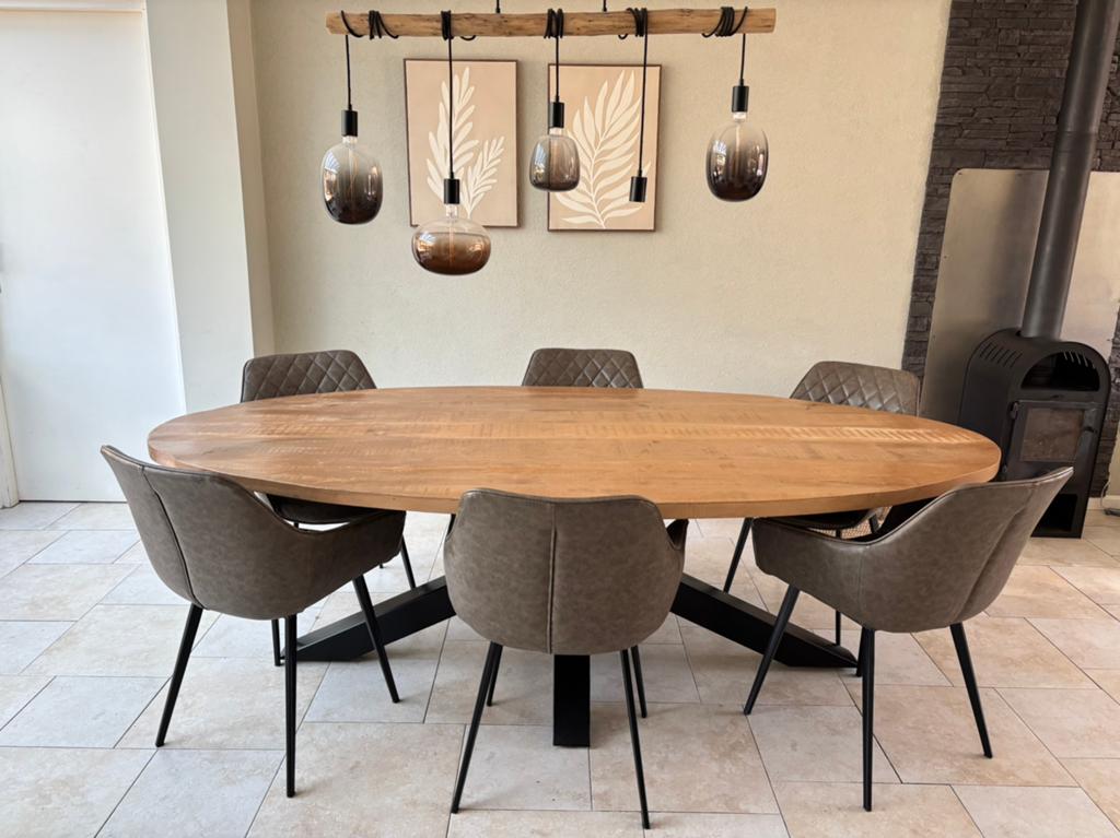 Grote, ovale eettafel te koop!, Ophalen, Gebruikt, 100 tot 150 cm, 200 cm of meer
