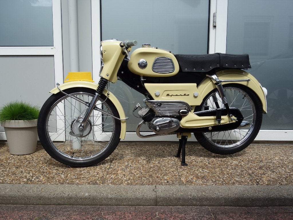 Oldtimer brommer, Ophalen, Sparta, Maximaal 45 km/u, 49 cc