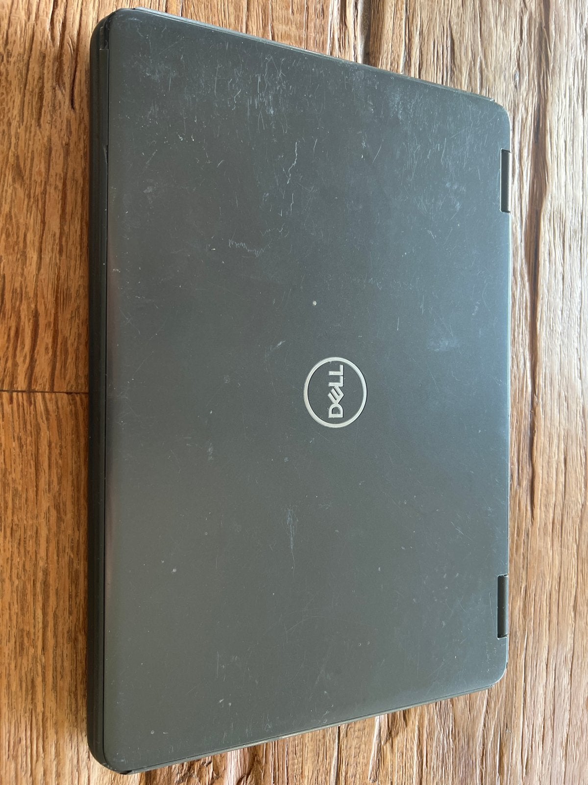 Dell Latitude 3190 2-in-1 Laptop - Gebruikt met schade, Gebruikt, Minder dan 4 GB, Qwerty, 11 inch