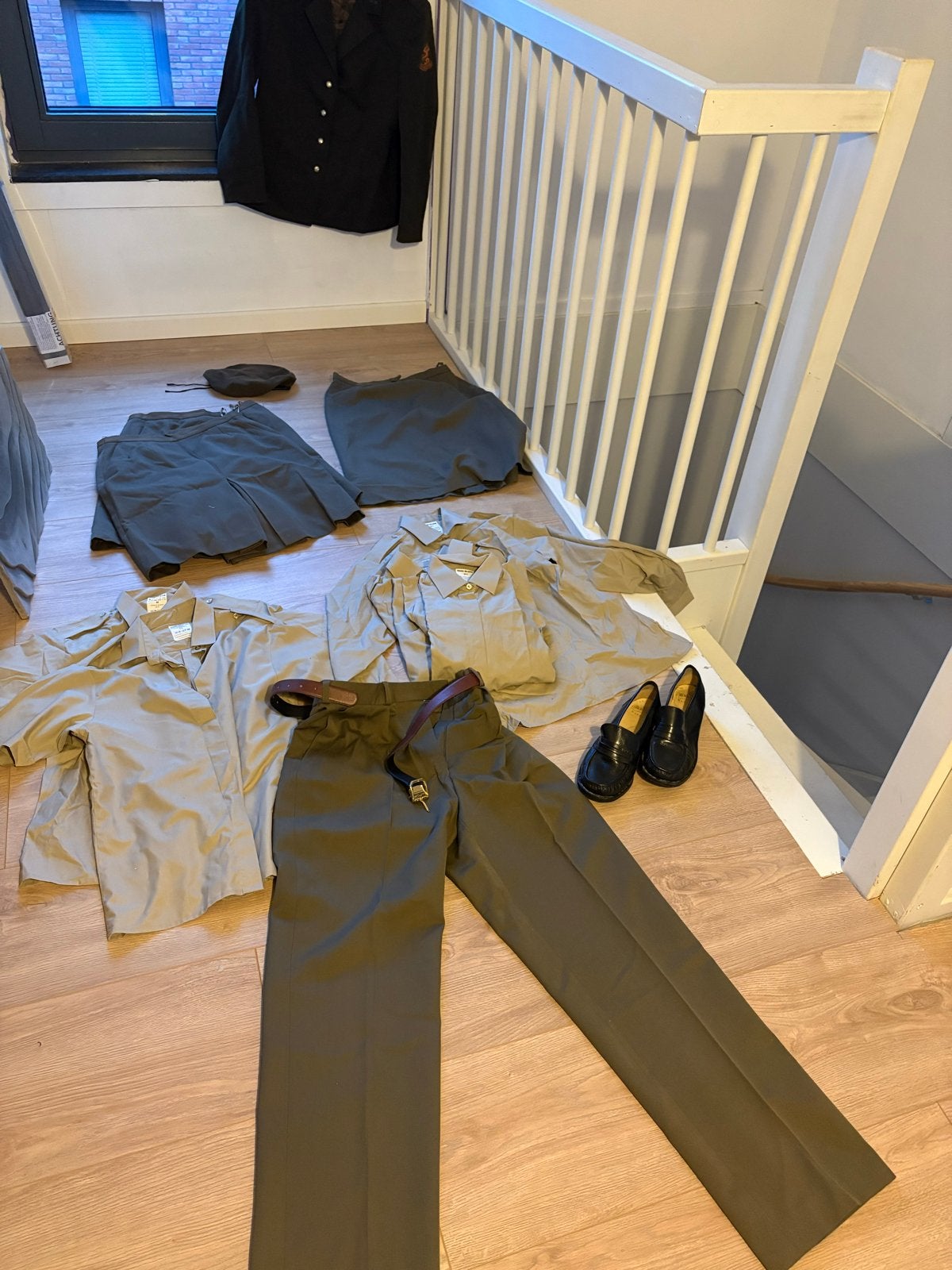 Bruine DT Defensie Kleding en Schoenen en tas, Verzamelen, Ophalen of Verzenden, Landmacht, Overige gebieden, Kleding of Schoenen