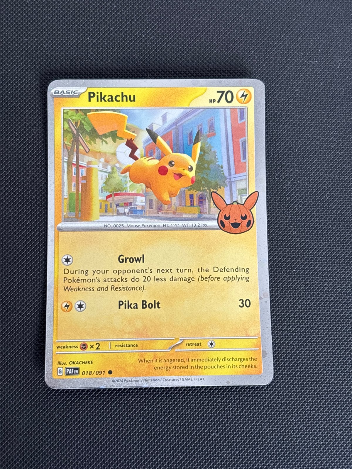 Pikachu Trick or Trade 018 Pokémon Kaart, Ophalen of Verzenden, Zo goed als nieuw, Losse kaart