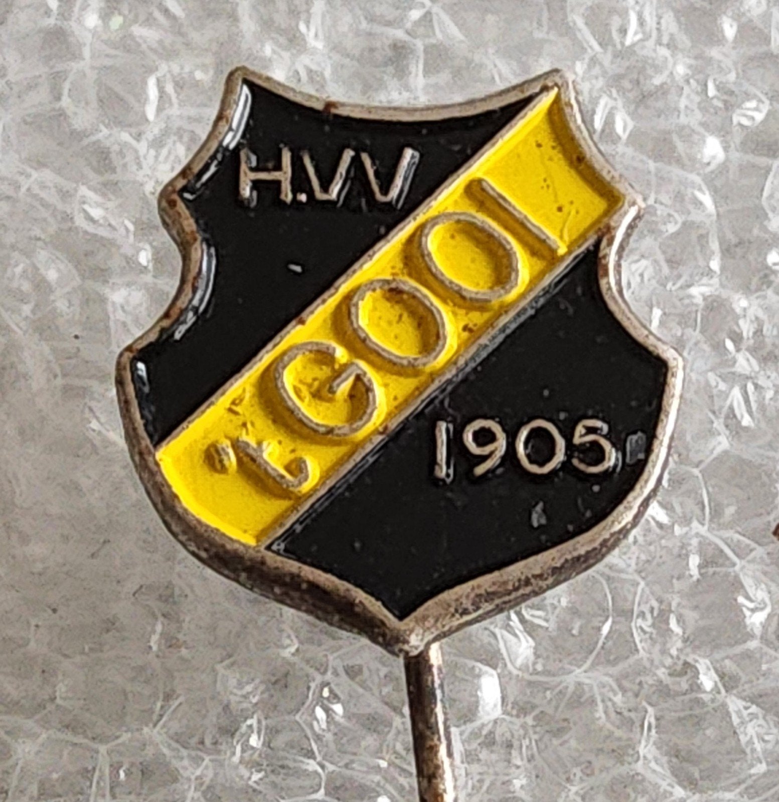 Vintage HVV 't Gooi 1905 Speldje, Ophalen of Verzenden, Gebruikt, Sport, Speldje of Pin
