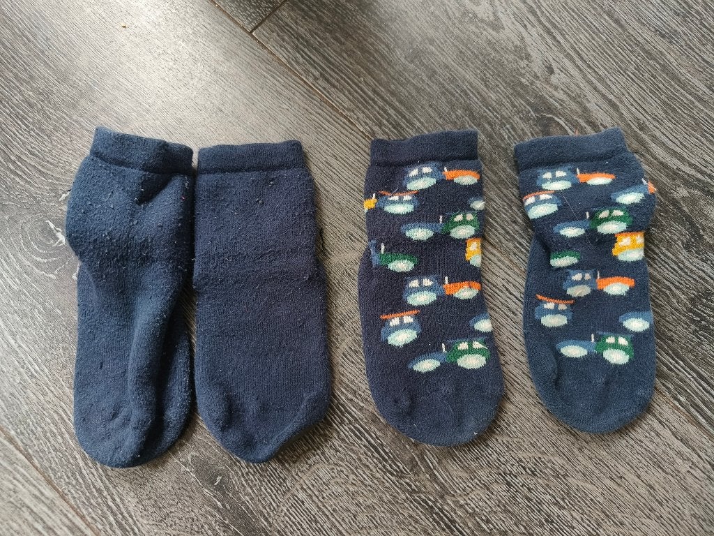 Ewers antislip sokken, maat 21-22, Ophalen, Zo goed als nieuw, Jongetje of Meisje, Sokjes