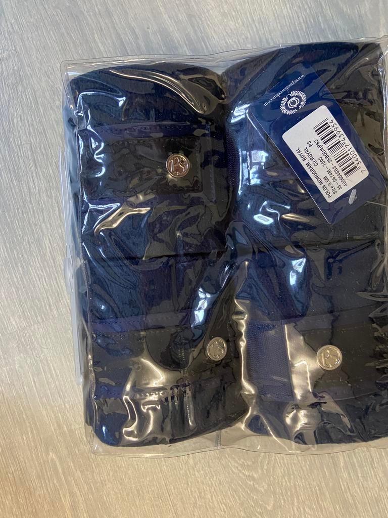 Ps of sweden royal blue bandages, Ophalen of Verzenden, Zo goed als nieuw, Hondenshirt