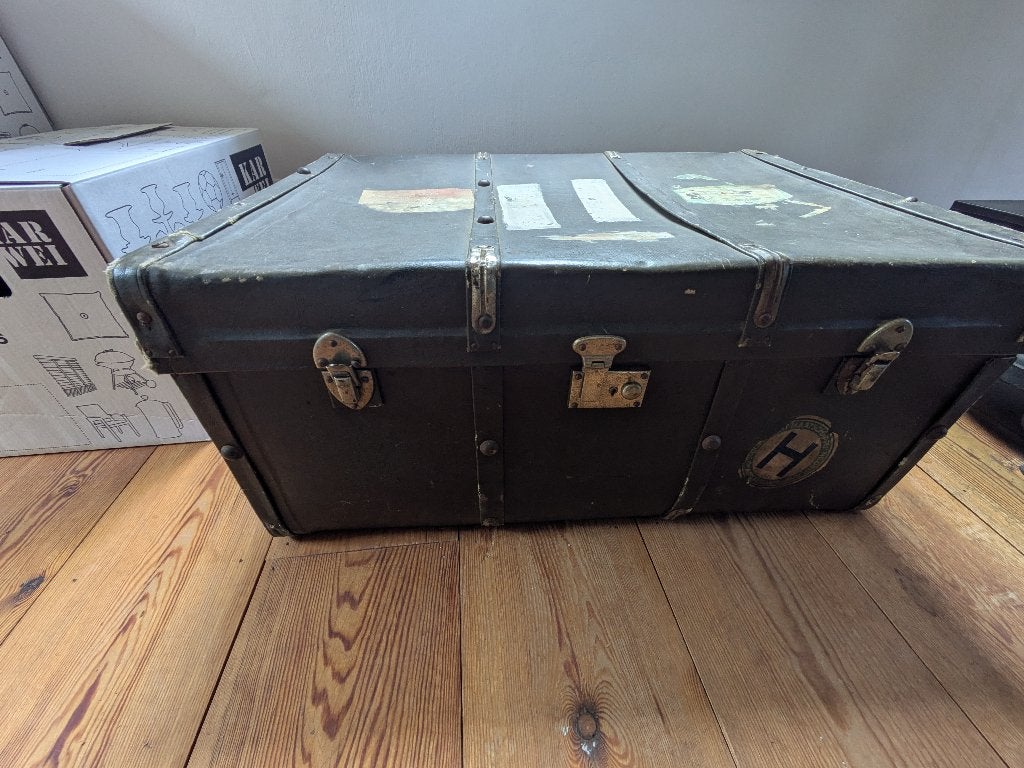 een mooie oude hut koffer, Ophalen, Overige materialen, Gebruikt, Minder dan 50 cm