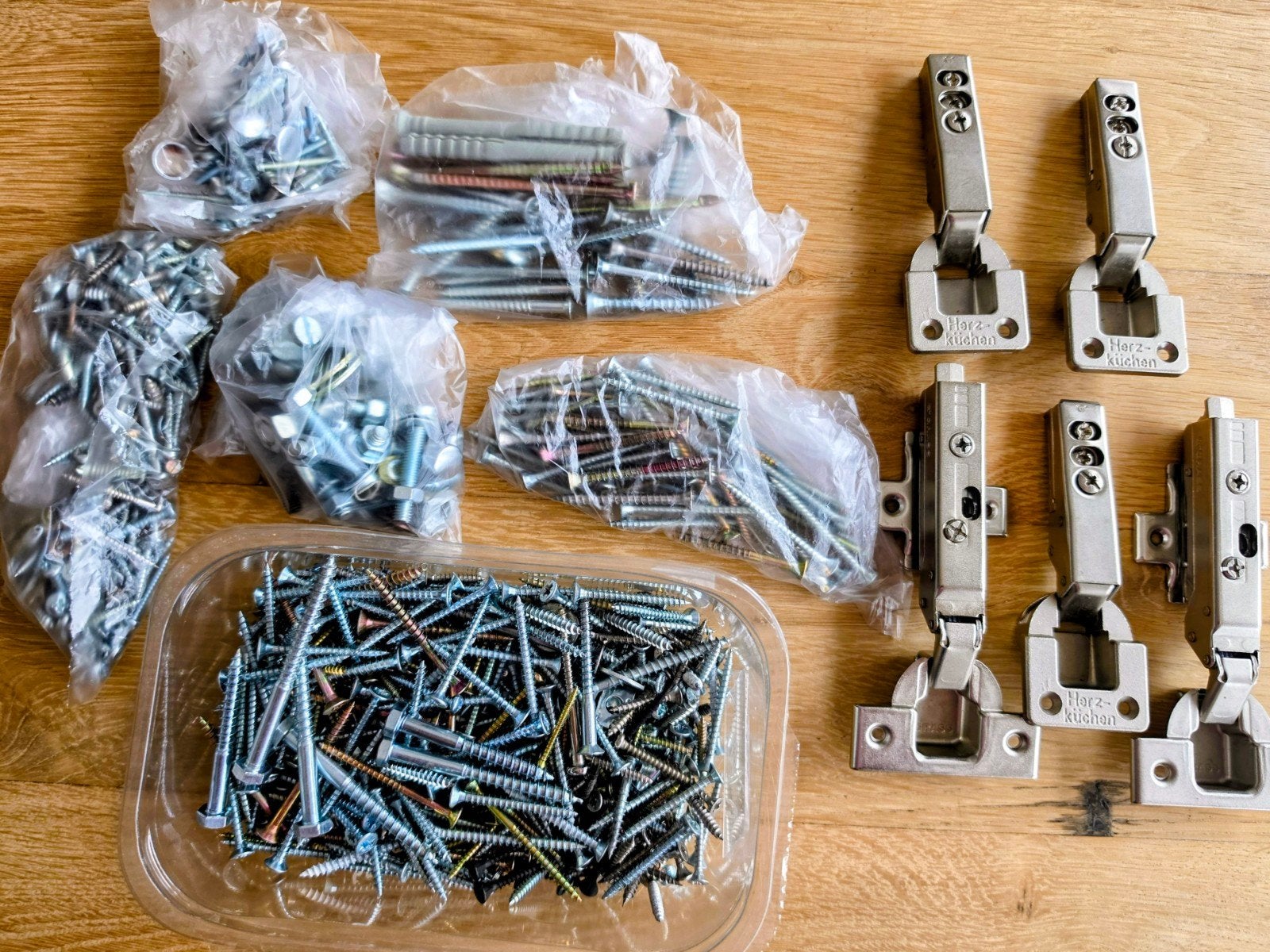 Diverse schroeven, pluggen en scharnieren, Doe-het-zelf en Verbouw, Ophalen of Verzenden, Gebruikt, Minder dan 50 mm, Schroeven