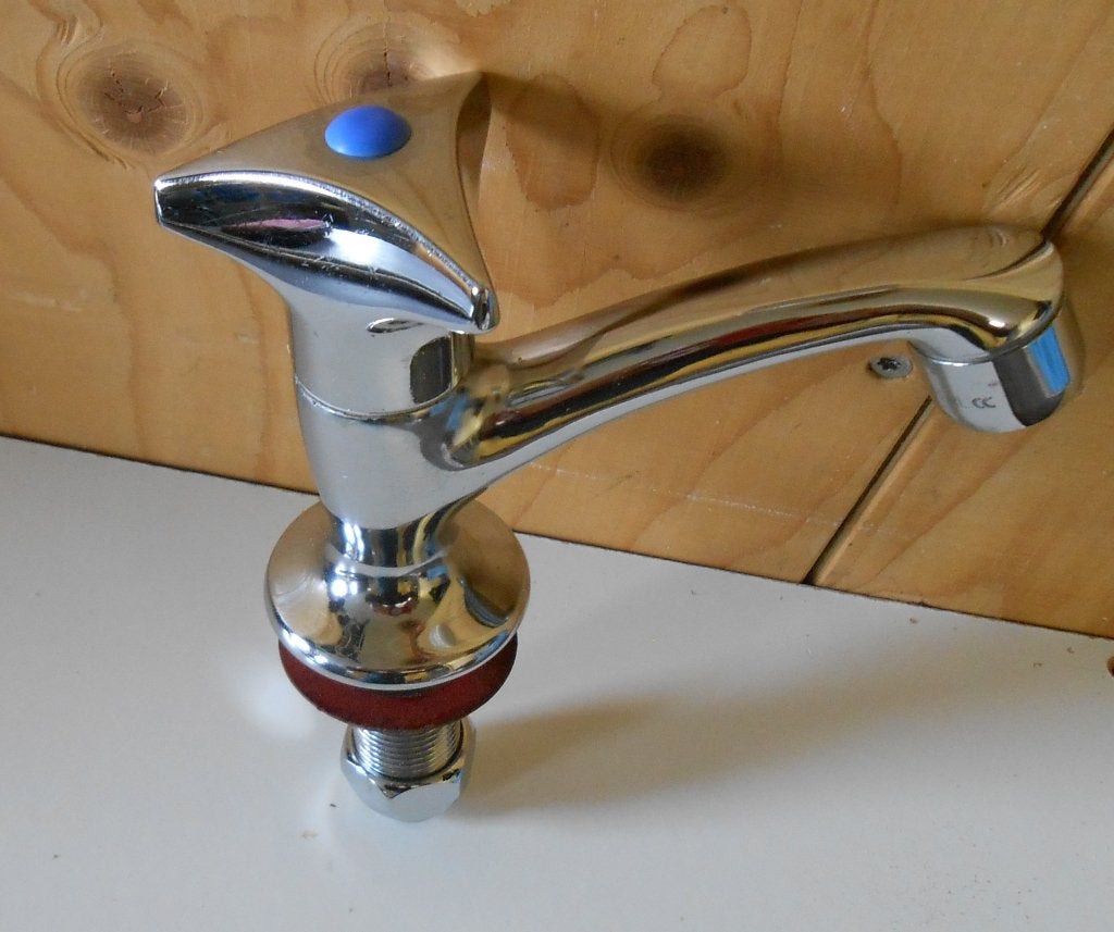 WC kraan, Ophalen, Zo goed als nieuw, Koper of Messing