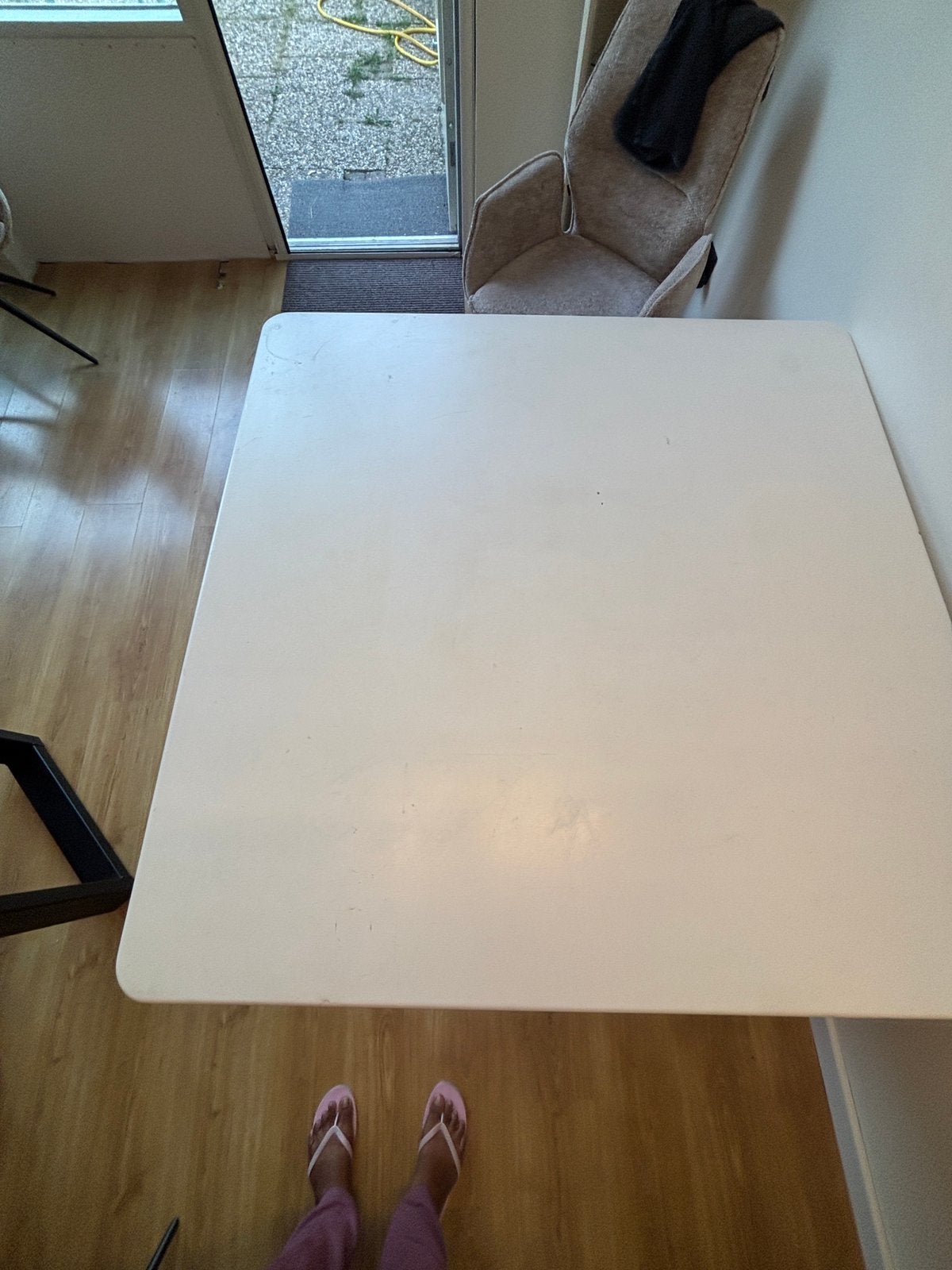 Dinning table for free pickup, Ophalen of Verzenden