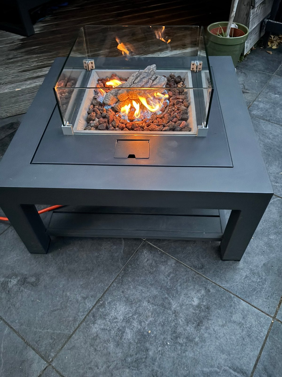 Vuurtafel Life inclusief glas en bescherm hoes, Ophalen, Gebruikt