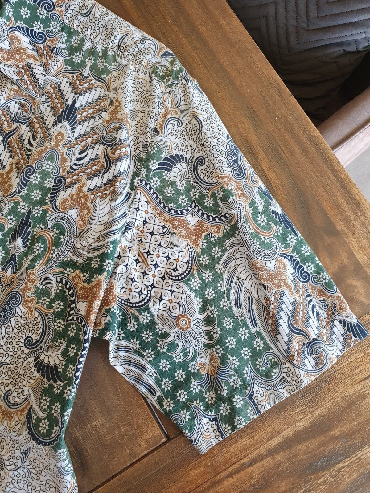 Heren overhemd met korte mouwen - Batik patroon, Onbekend, Meerkleurig, Ophalen of Verzenden, Zo goed als nieuw