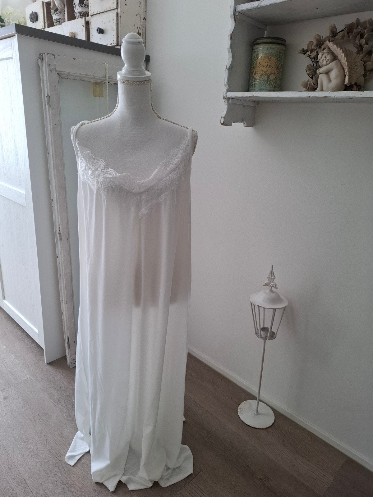 witte enkellange jurk, velvet stof, maat XL, Kleding | Dames, Ophalen of Verzenden, Nieuw, Maat 46/48 (XL) of groter, Wit