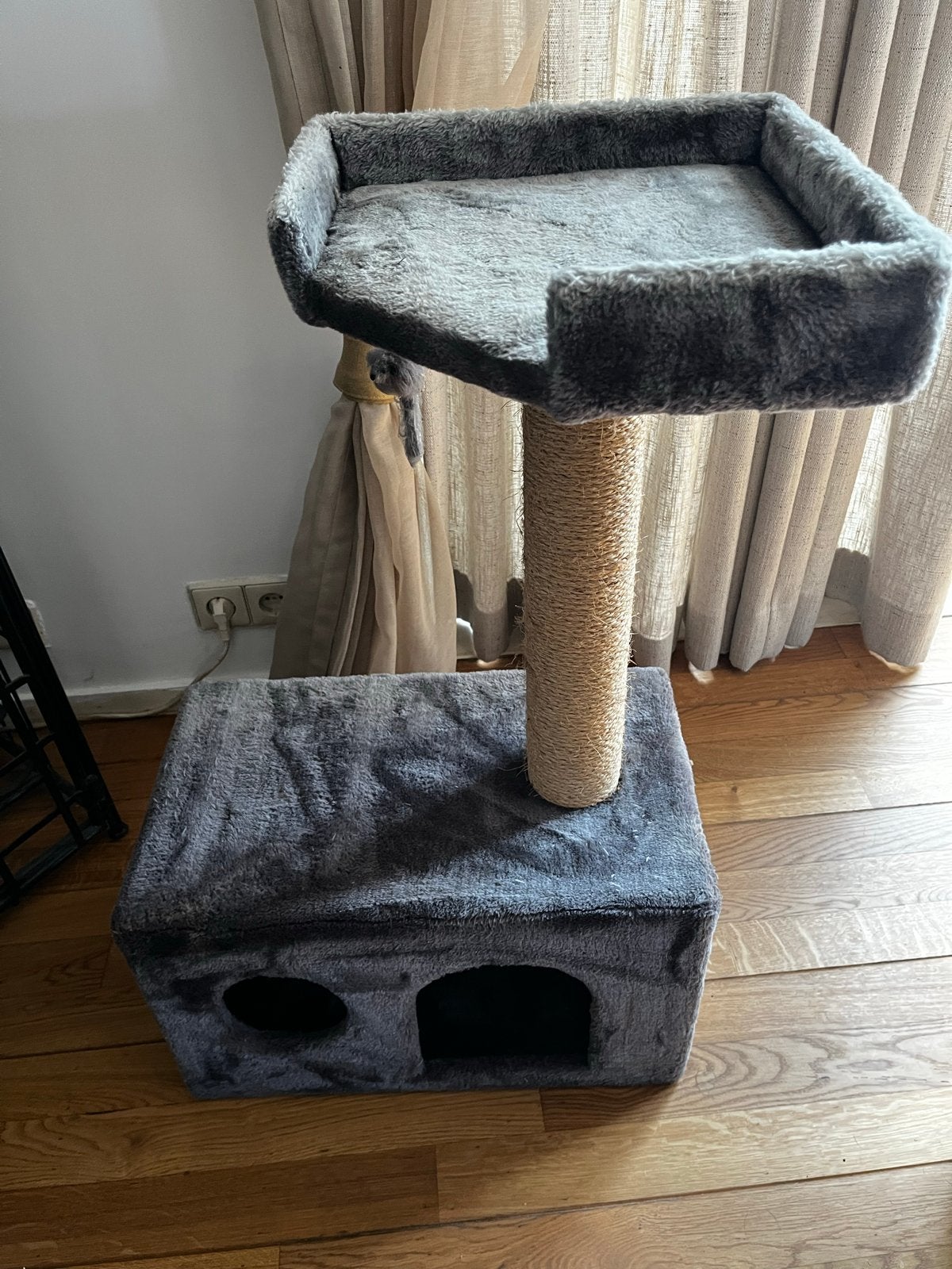 Mooie en comfortabele kattenhuis – stijlvol en stevig, Ophalen of Verzenden