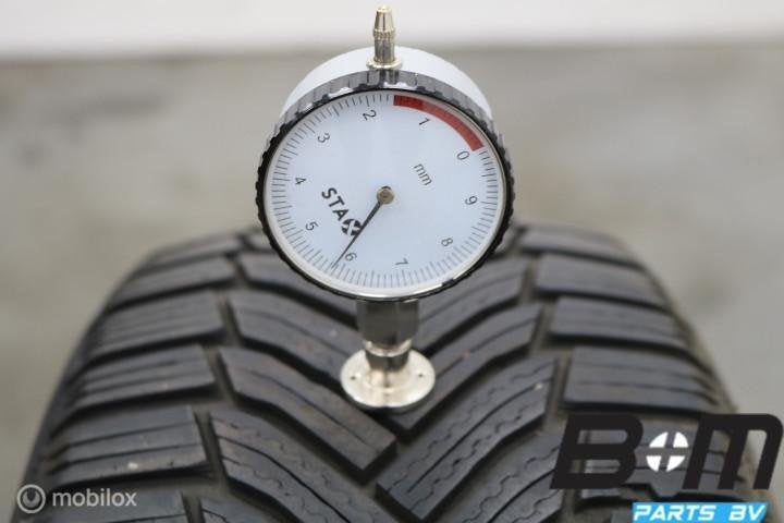 2 x 2055516 91H Michelin Alpin 6 met 4.5mm 205 55 16, Gebruikt, 16 inch
