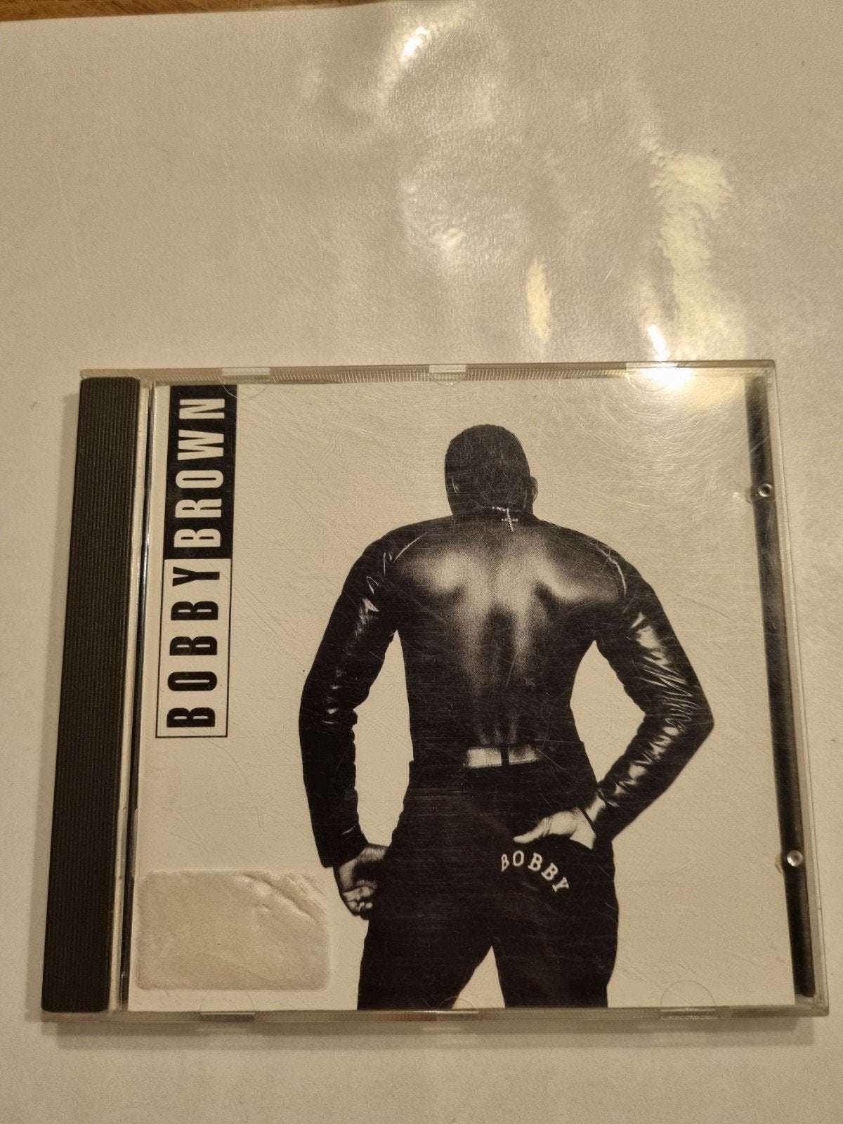 Bobby Brown - Bobby. Cd. 1992
Code 008811069520

4 STUKS = 1, Ophalen of Verzenden