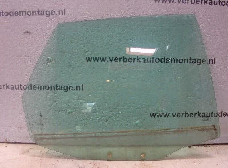 PORTIERRUIT RECHTS ACHTER Volvo V40 (VW) (01-1995/06-2004), Gebruikt, Info@volvocars.com, Ophalen of Verzenden, Volvo