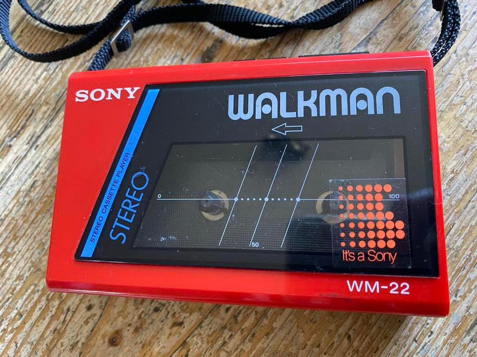 Walkman sony WM-22 Rood stereo vintage, Ophalen of Verzenden, Walkman