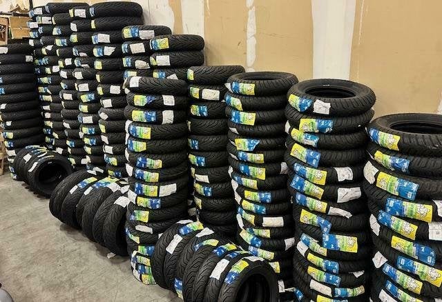 Michelin scooter en motor banden uitvoorraad leverbaar, Nieuw, Ophalen of Verzenden