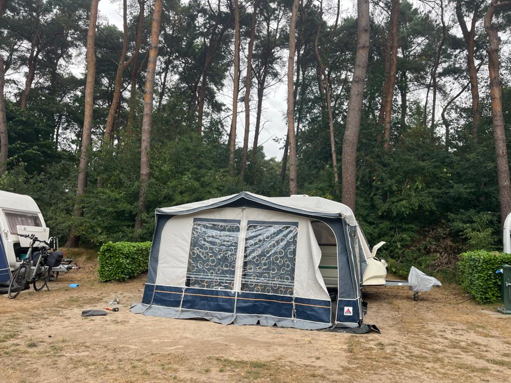 Ruime voortent voor caravan omloopmaat 7, Caravans en Kamperen, Voortenten en Luifels, Ophalen, Gebruikt, Polyester, Overige merken