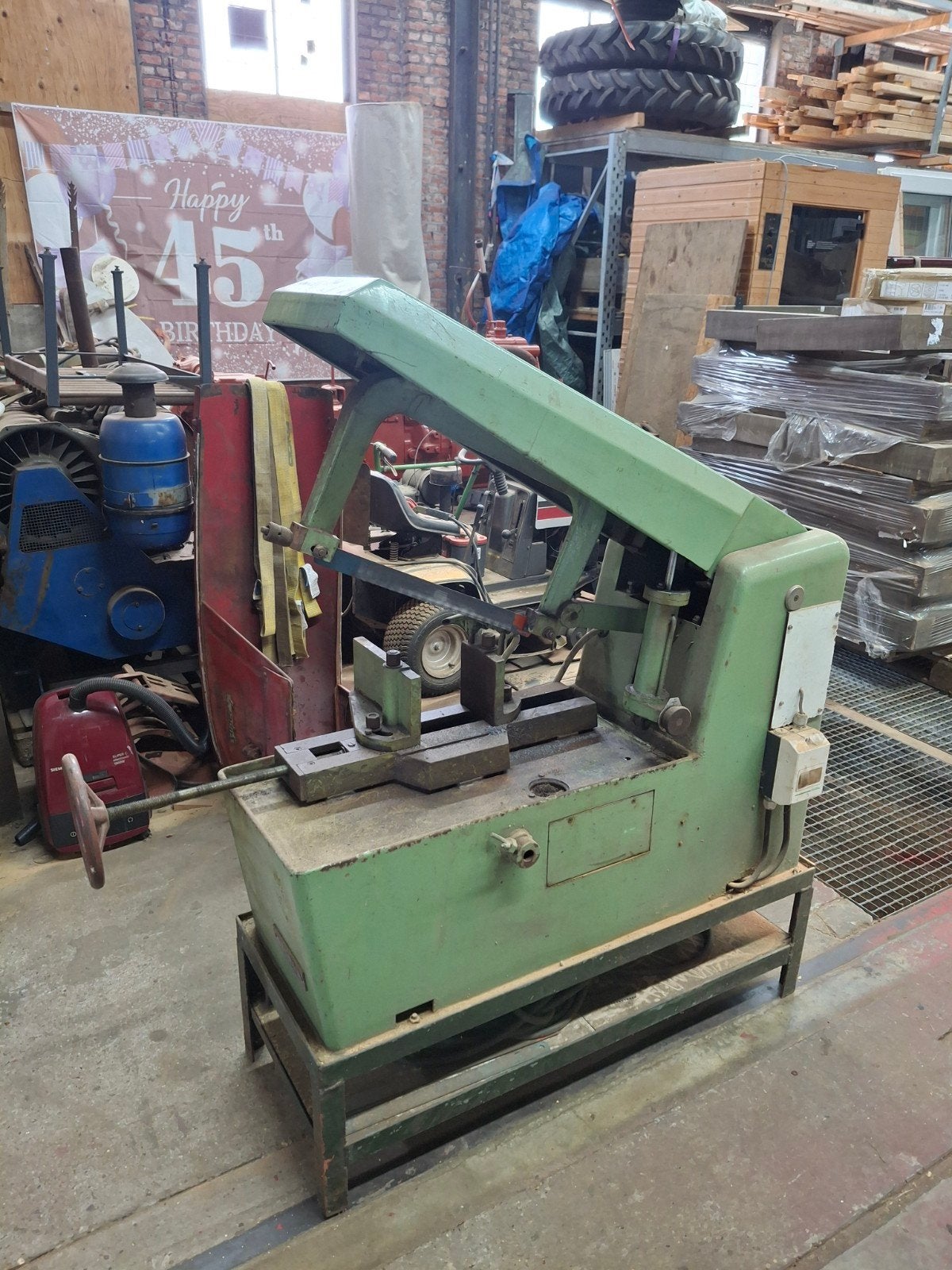 Beugel zaagmachine metaal 380 v, Ophalen, Gebruikt, 70 mm of meer, Bz 250
