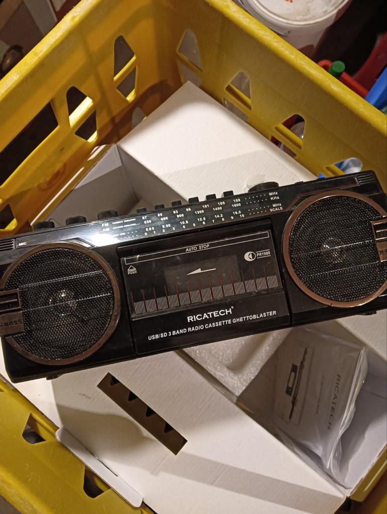 Ricatech ghetto hifi radio usb mp3, Auto diversen, Ophalen of Verzenden, Nieuw