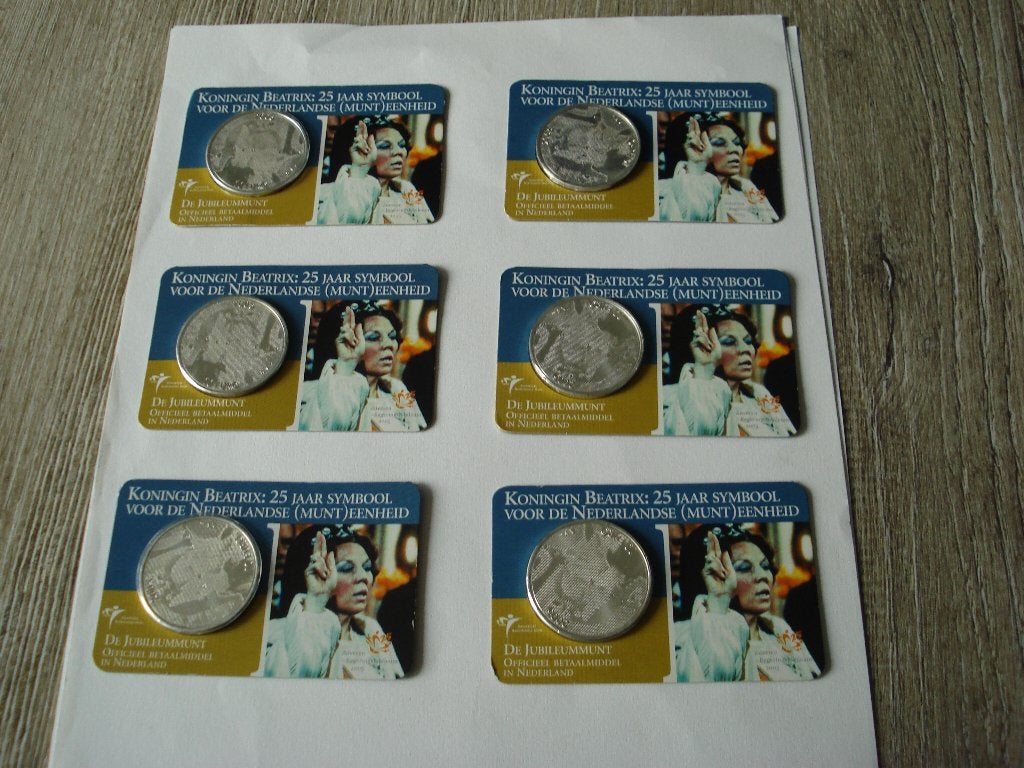 COINCARDS O.A. 25 JARIG JUBILEUM EN MANHATTAN,WATERLAND, Postzegels en Munten, Munten | Nederland, Verzenden, Koningin Beatrix