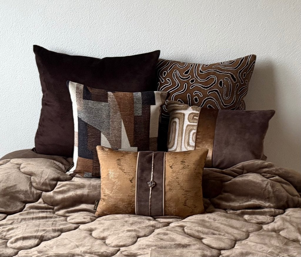 Brons kussens, Huis en Inrichting, Woonaccessoires | Kussens, Ophalen of Verzenden, Nieuw, Overige kleuren, Vierkant