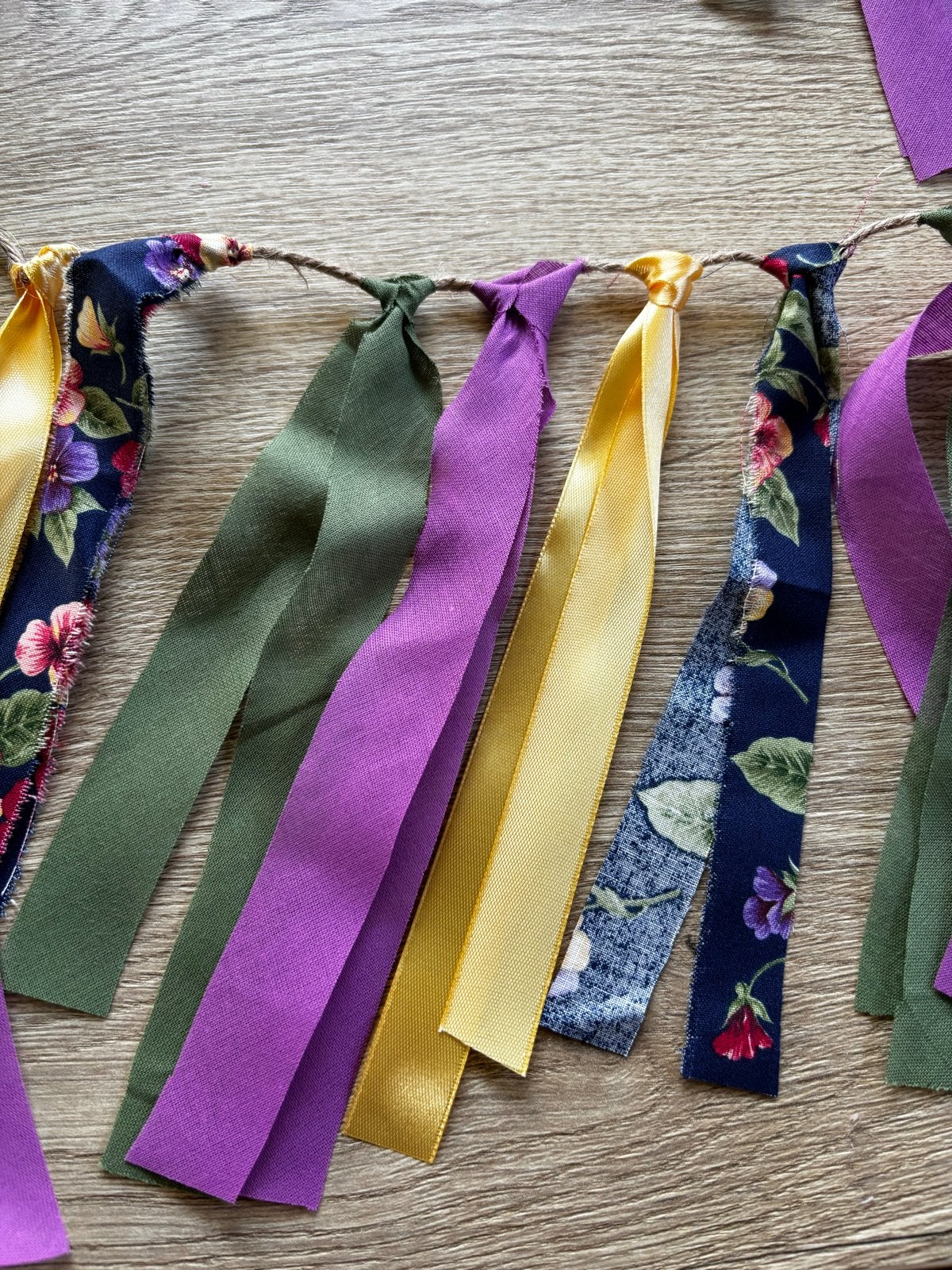 Slinger van 2.70 meter - Feestelijke decoratie, Meerkleurig, Boho, Nieuw, Ophalen of Verzenden