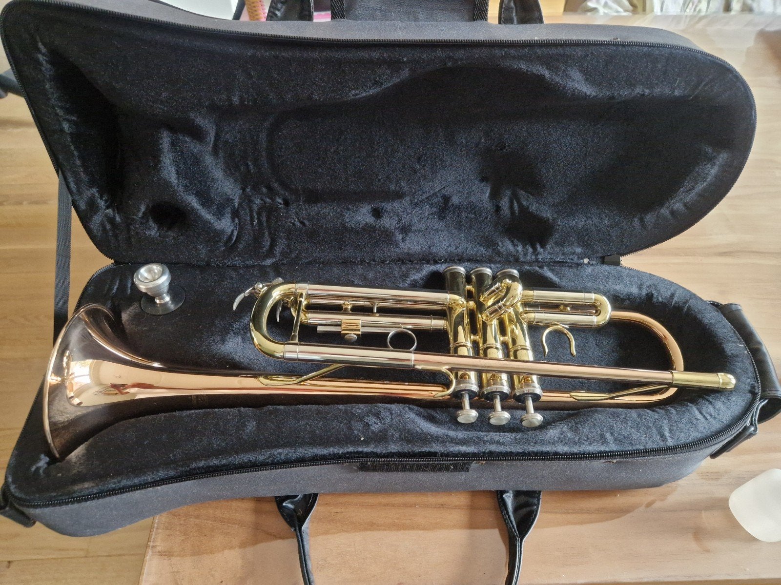 Getzen Trompet met Koffer, Muziek en Instrumenten, Ophalen, Zo goed als nieuw, Bes-trompet, Met koffer