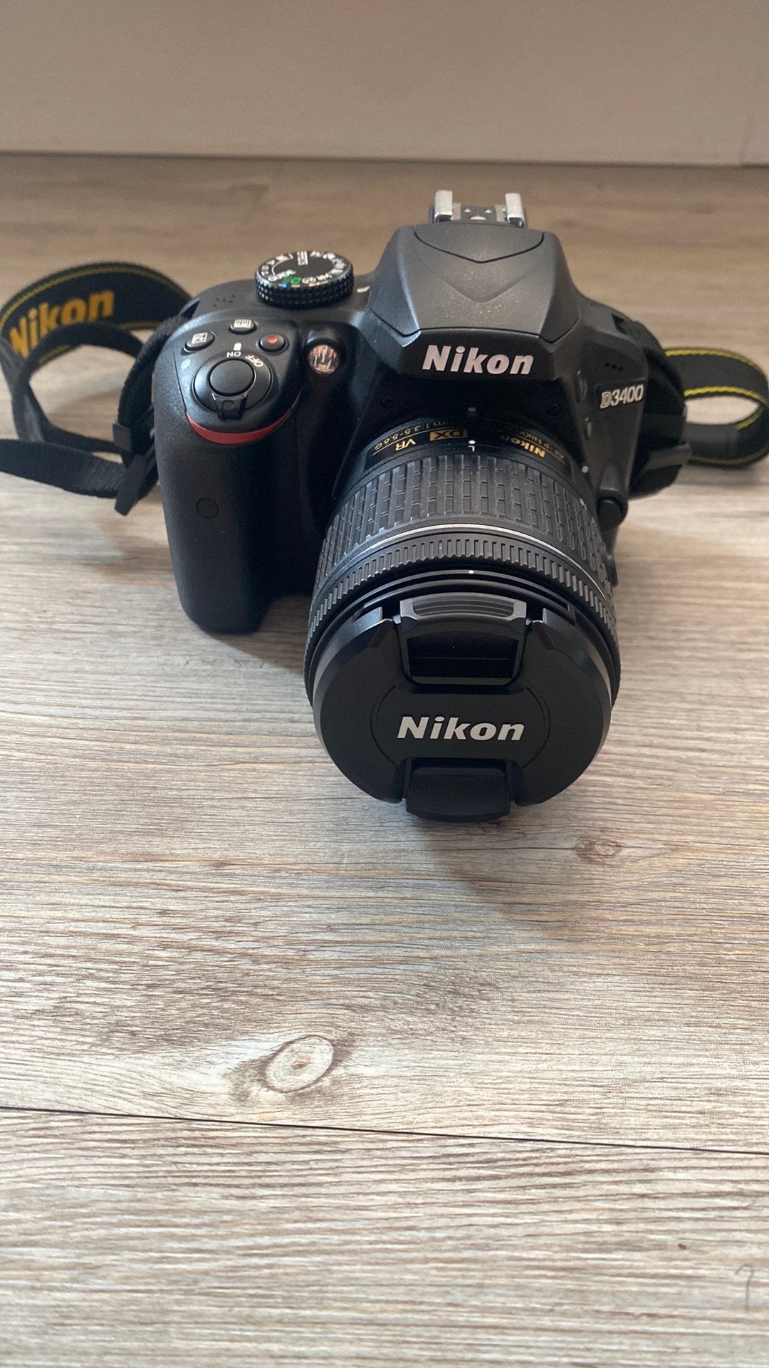 Nikon D3400 Spiegelreflexcamera met lens, Ophalen, Zo goed als nieuw, Nikon