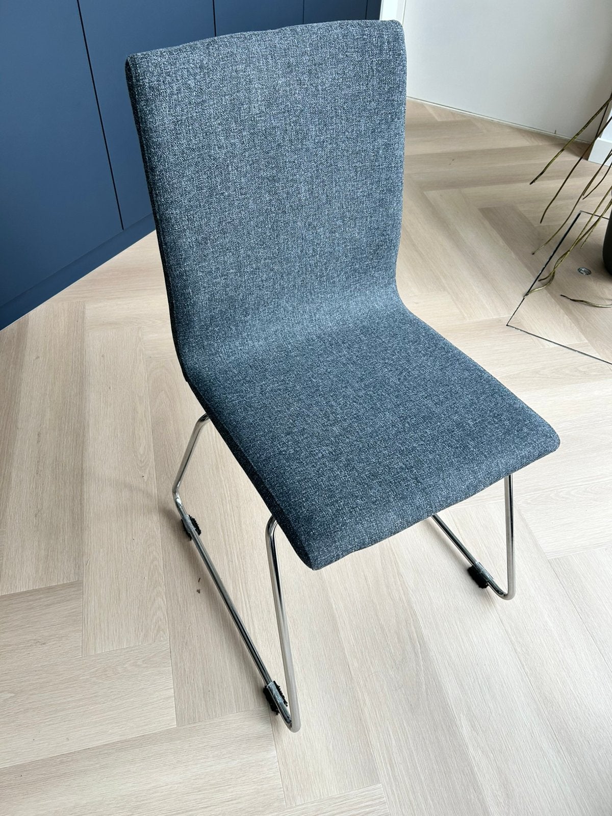 6 Ikea Volfgang eetkamer stoelen, Huis en Inrichting, Ophalen, Kunststof, Zo goed als nieuw, Grijs