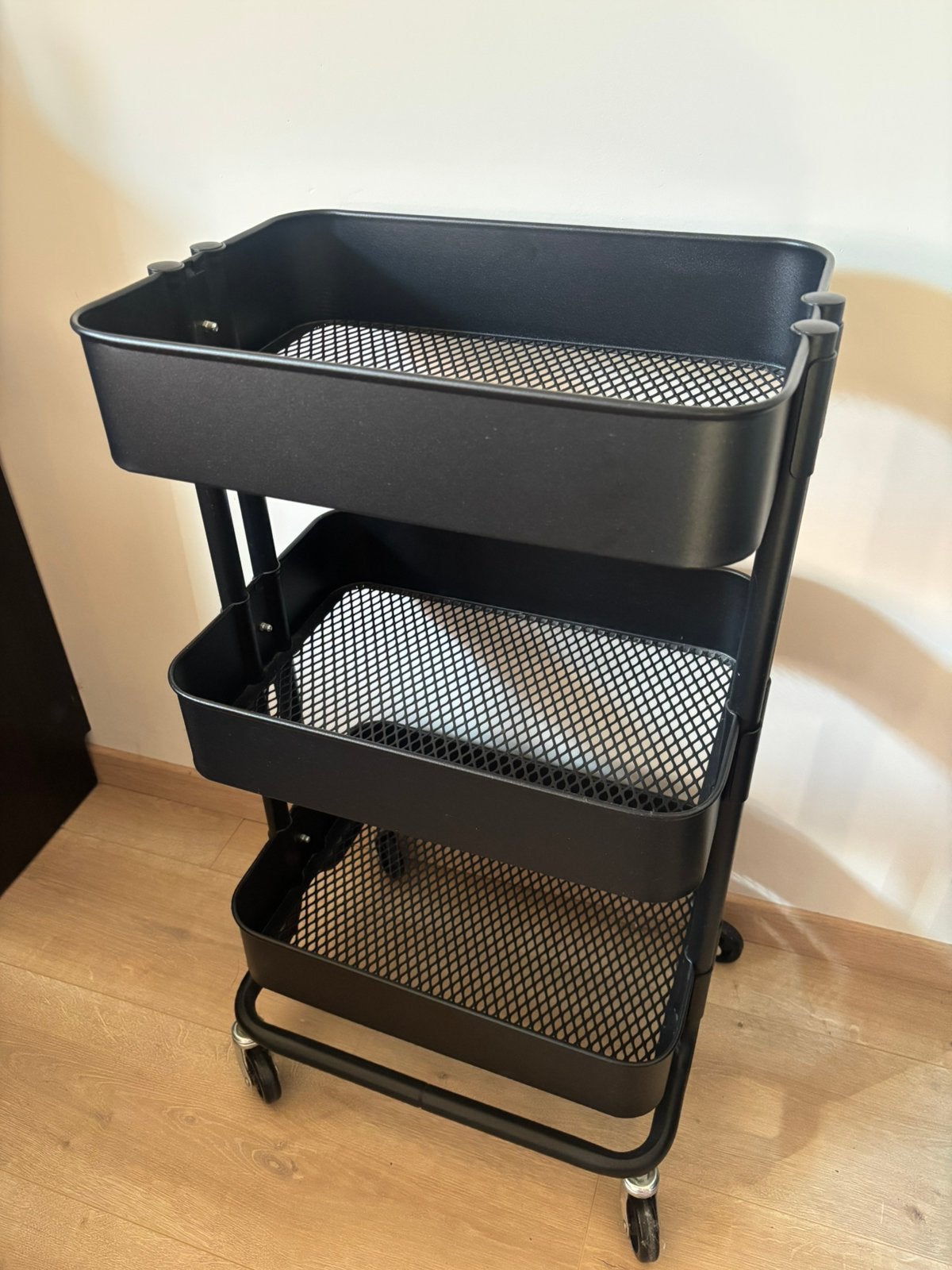 Roltafel ikea, Ophalen, Zo goed als nieuw