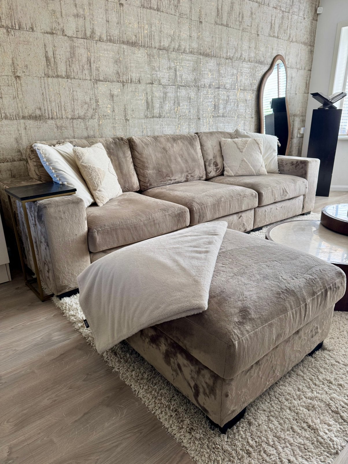 UrbanSofa Lorenzo 5-zitsbank, Ophalen, 250 tot 300 cm, 75 tot 100 cm, Zo goed als nieuw