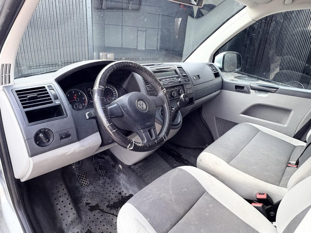 Volkswagen Transporter 2.0 TDI L2H1 DC EXPORT | HANDEL | 6P, Voorwielaandrijving, Euro 5, Stof, Gebruikt