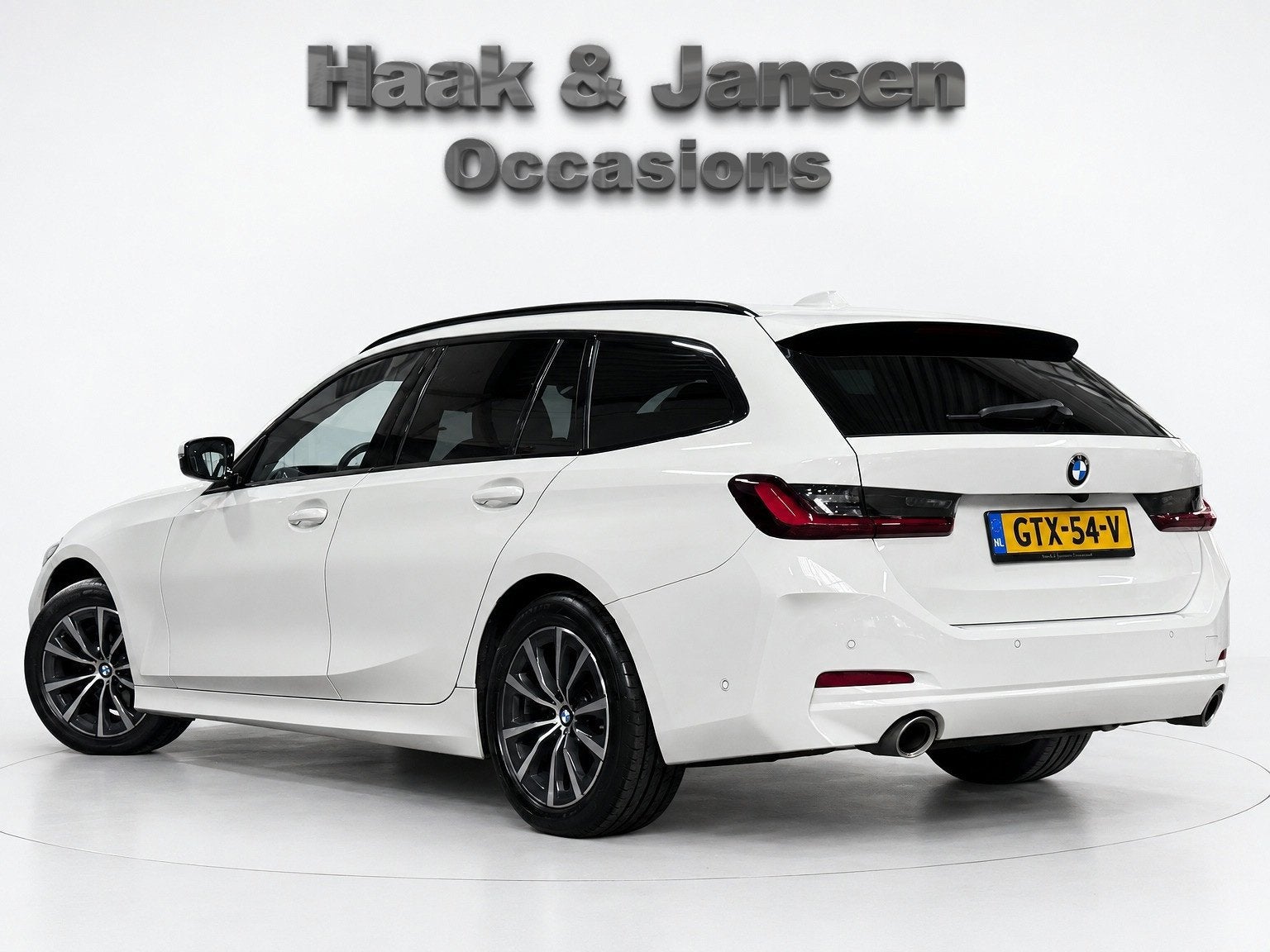 BMW 3-serie Touring 320i'Adaptive cruise Stoelverwarming Ele, Automaat, Gebruikt, 4 cilinders, Leder en Stof
