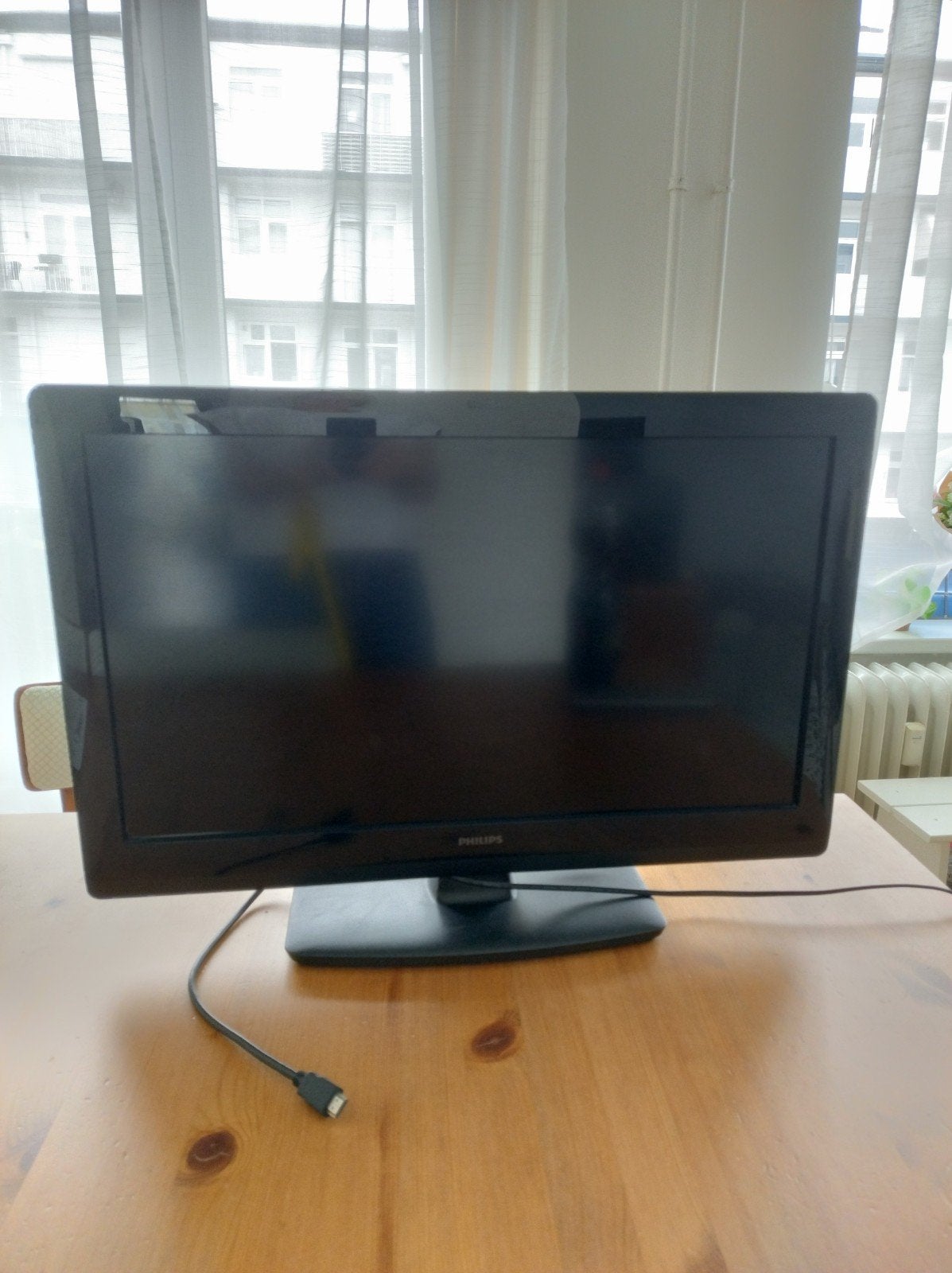 Philips 26PFL3606H/12 LCD TV - 65 cm breed, 18 cm diep, Ophalen