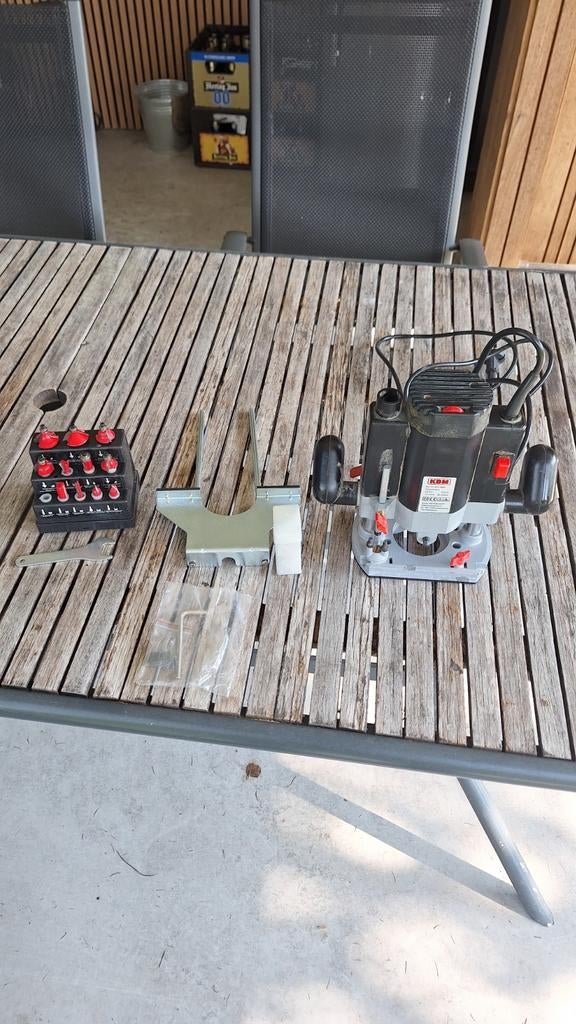 Bovenfrees KBM, Doe-het-zelf en Verbouw, Ophalen, Elektrisch, Bovenfrees
