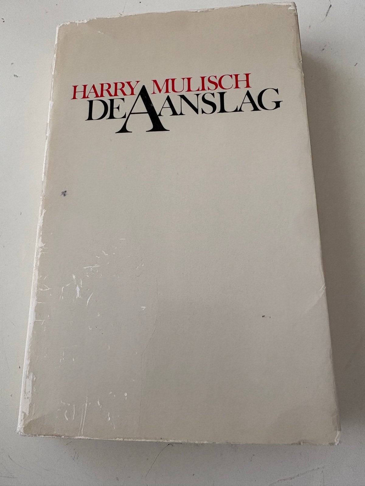 De Aanslag - Harry Mulisch (Paperback), Boeken, Literatuur, Ophalen of Verzenden, Gelezen, Nederland