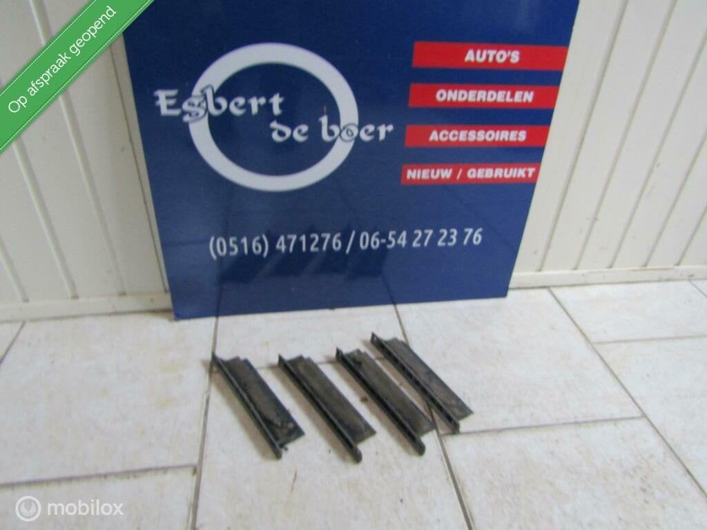 Dakstijl achterstijl roosters opel kadett b coupe +onderdele, Auto-onderdelen, Carrosserie en Plaatwerk, Gebruikt, Opel, Ophalen of Verzenden