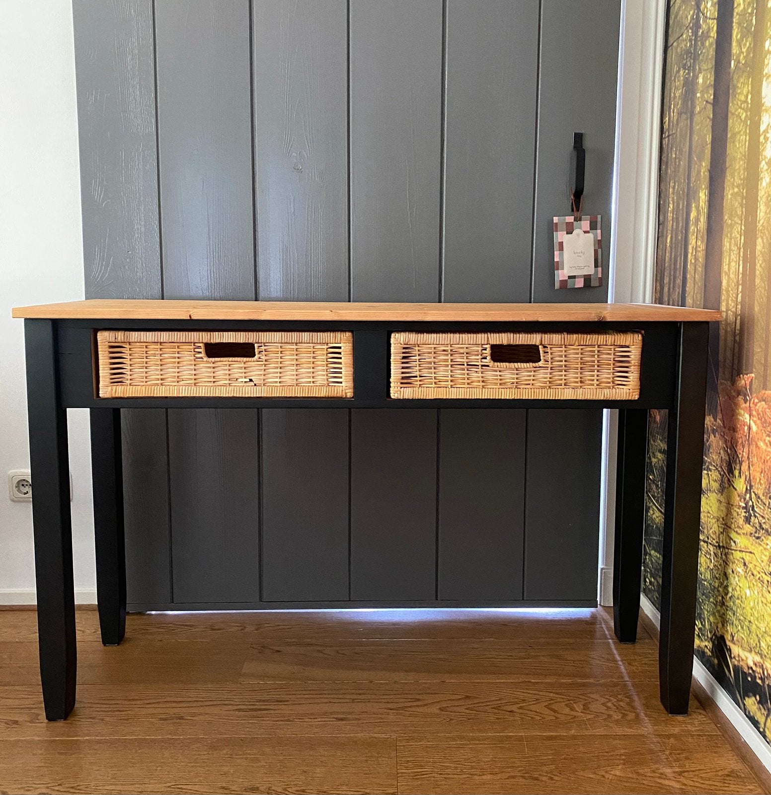 Mooie sidetable zwart/hout met rieten manden, Ophalen, Gebruikt, 100 tot 150 cm, 25 tot 50 cm