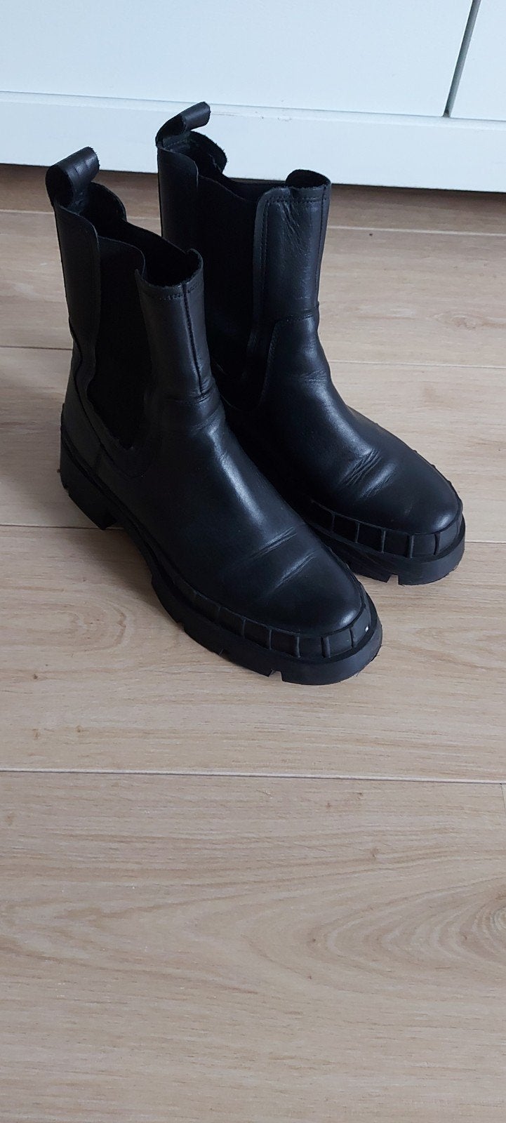 dames laarzen, Ophalen of Verzenden, Zo goed als nieuw, Zwart