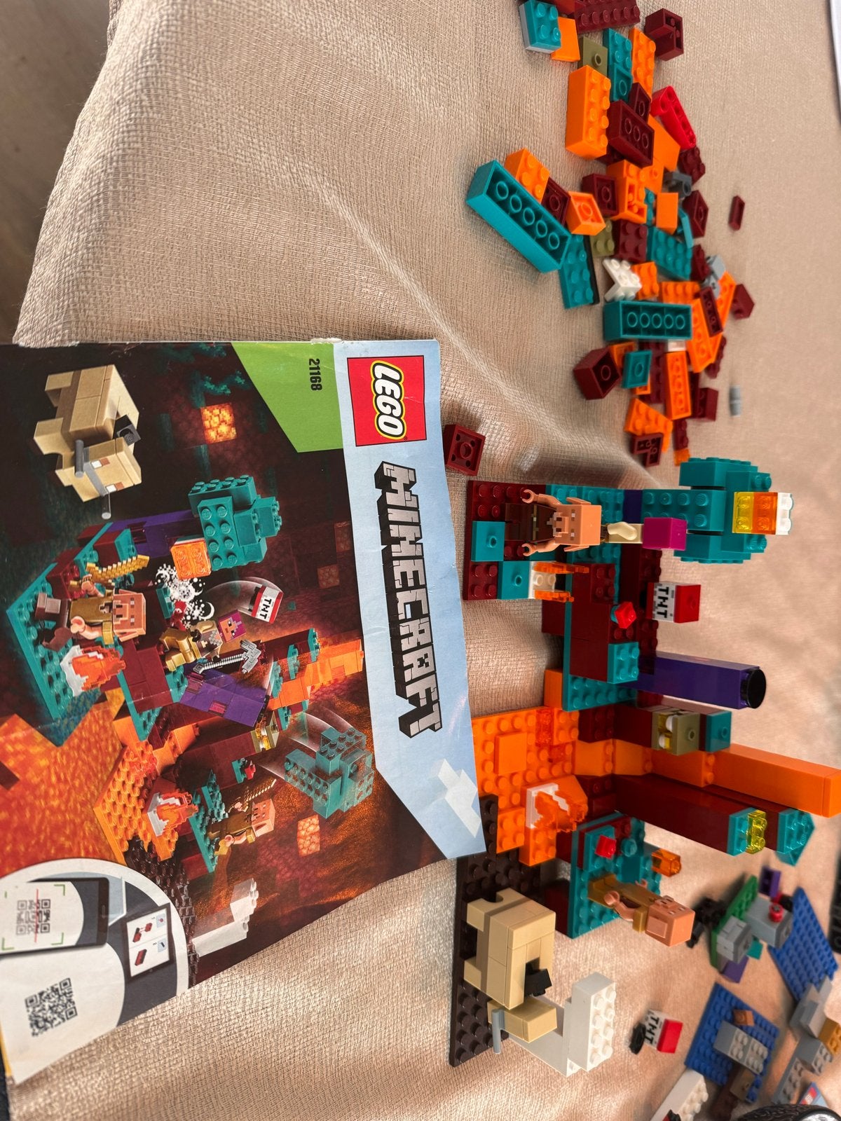 LEGO Minecraft 21168 Het Scheve Woud, Kinderen en Baby's, Speelgoed | Duplo en Lego, Inclusief minifiguren, Gebruikt, Minecraft