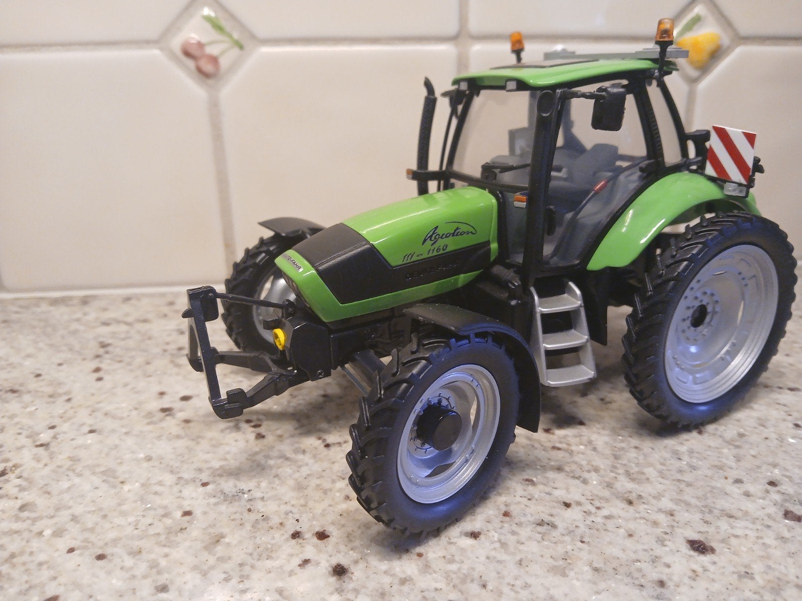 deutz fahr ttv1160 rije afstand, Ophalen of Verzenden, Nieuw, Tractor of Landbouw, Universal Hobbies