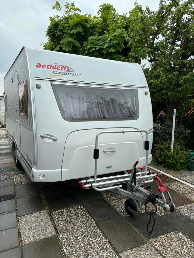 Dethleffs Camper 450 DB te koop aangeboden, Vast bed, Rondzit, Particulier, Reservewiel