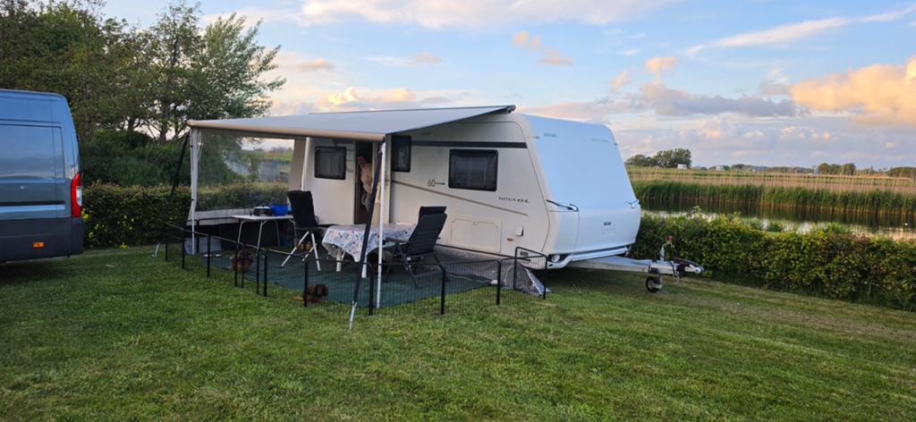 Thule Omnistor 6300

Dakluifel, Caravans en Kamperen, Caravan accessoires, Ophalen of Verzenden