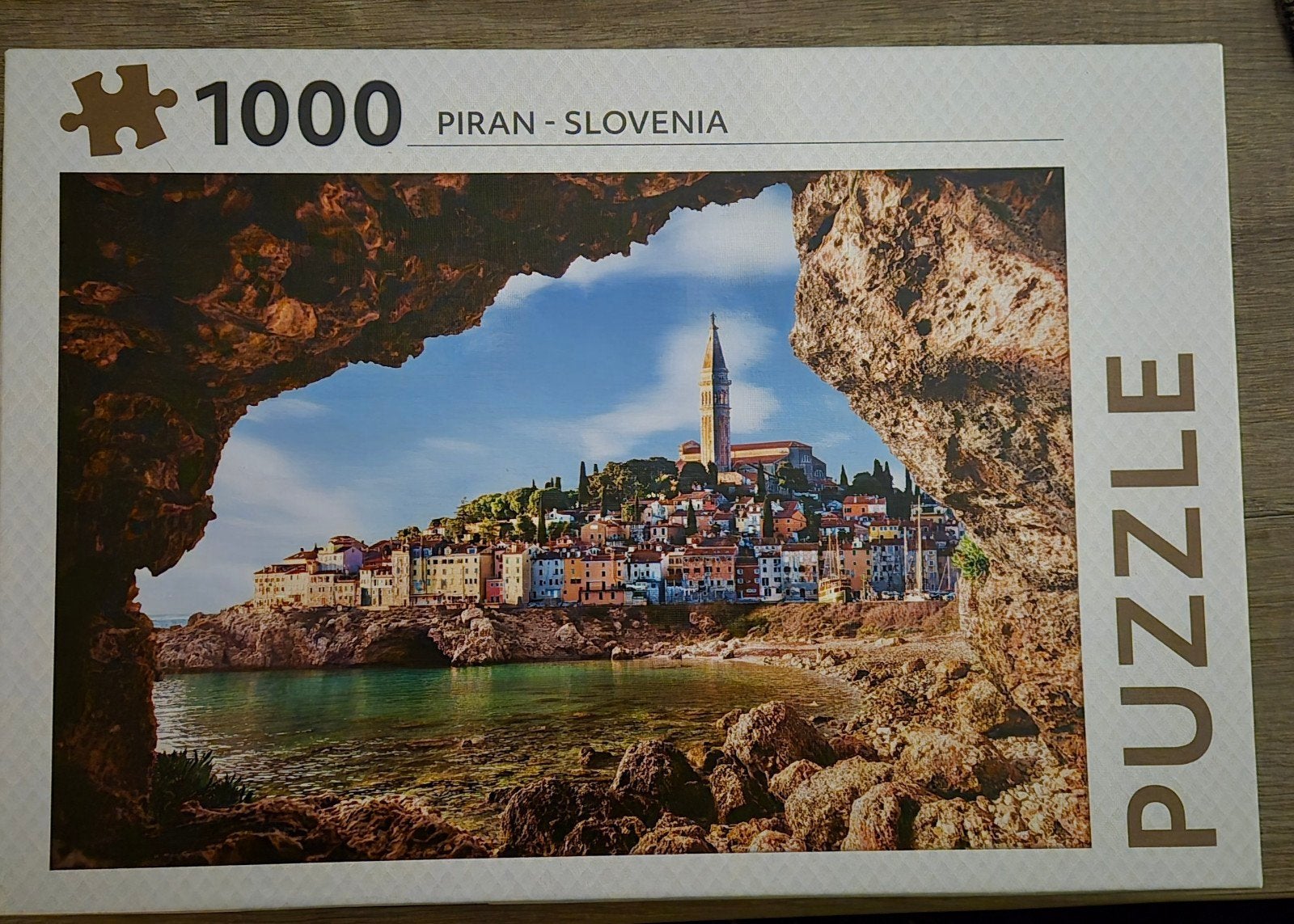 Rebo puzzel, Slovenie., Ophalen of Verzenden, 500 t/m 1500 stukjes, Zo goed als nieuw, Legpuzzel