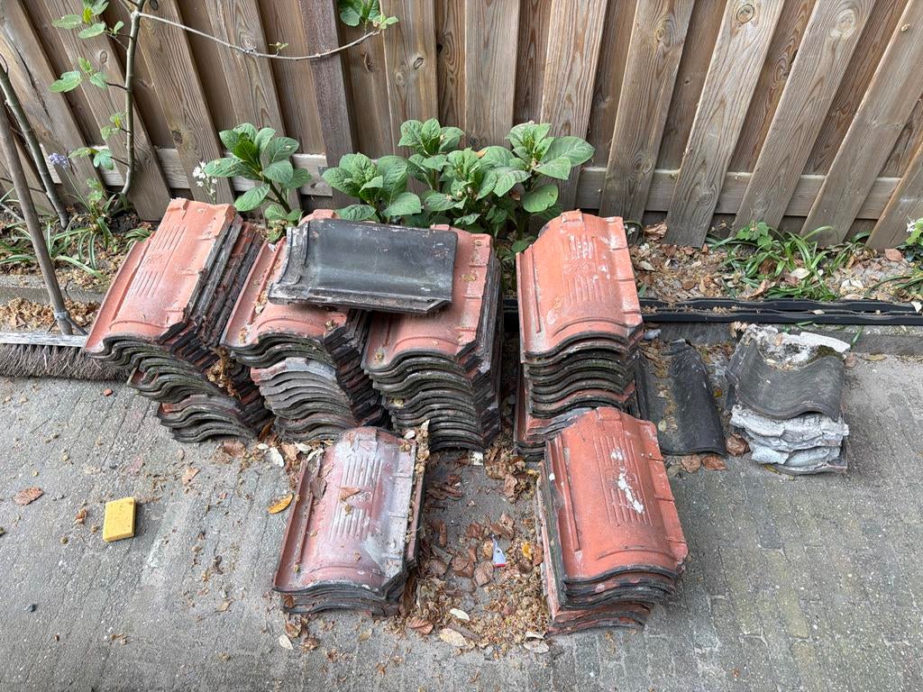 Gebruikte nette dakpannen - zwart DWS, Ophalen, Gebruikt, Steen of Klei, 15 m² of meer