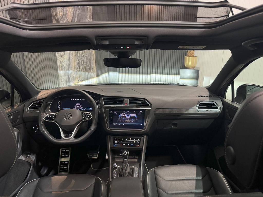 Volkswagen Tiguan 1.5 TSI DSG 3x R-line|PANO|VIRTUAL|360cam|, 1441 kg, 4 cilinders, 150 pk, Leder