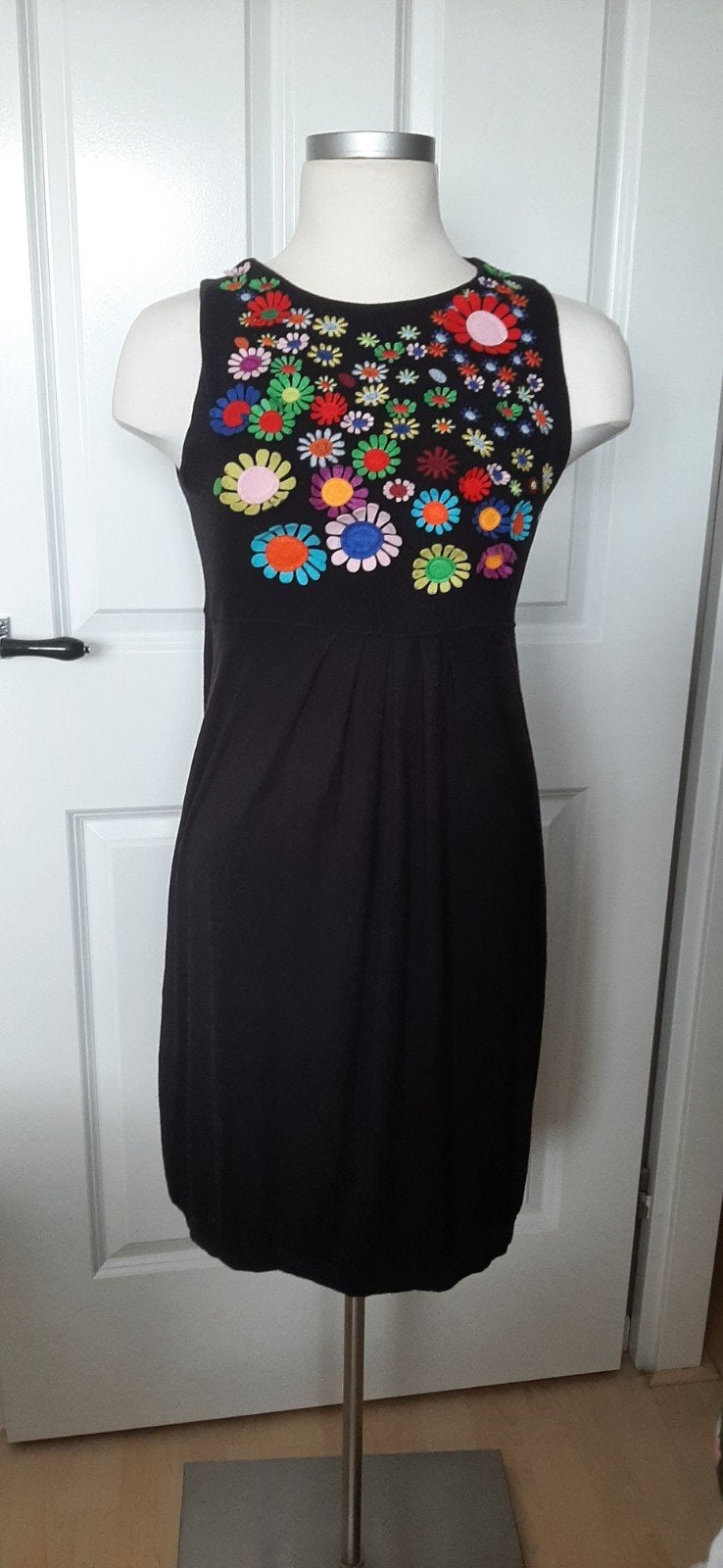 Zwart Ballonjurkje met vilten bloemen, Zwart, Maat 42/44 (L), Ophalen of Verzenden, Zo goed als nieuw